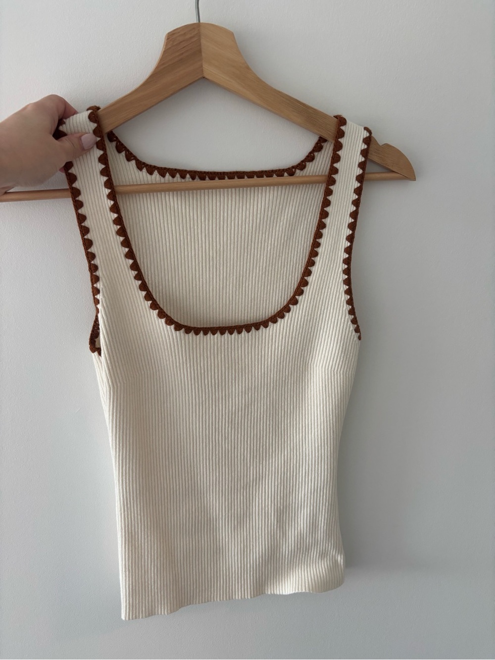 SEZANE Cream Ribbed Tank Top with Brown Trim - Picture 3 of 3